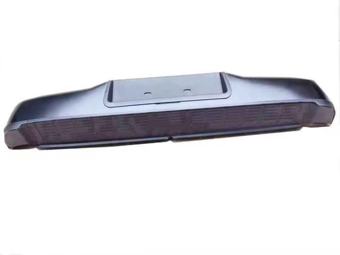 Japanese Car Body Parts Rear Bumper for TOYOTA Hilux 2005 - Image 4